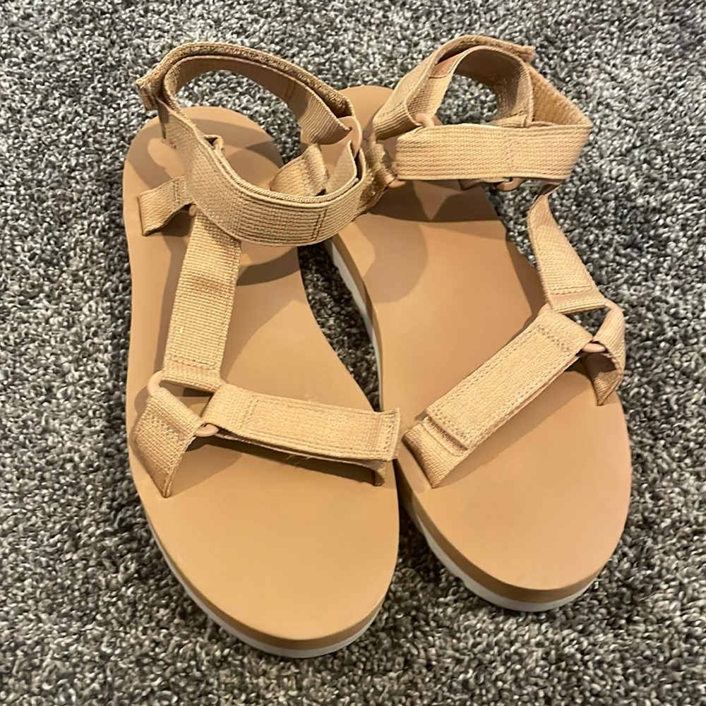 Velcro strap sandals